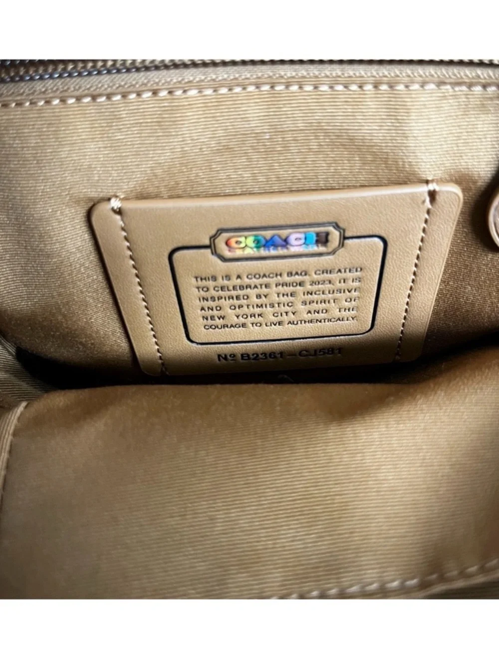 Limited Edition Coach Sullivan Crossbody Bag in Signature White Pride Canvas - Picture 3 of 3